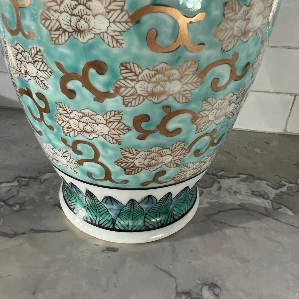 Vintage Imari‎ Japanese Handpainted Vase